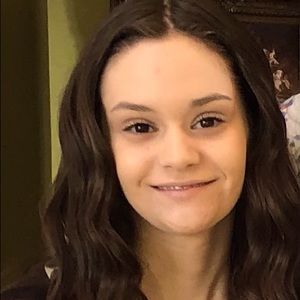 Meet your Posher, Angelina